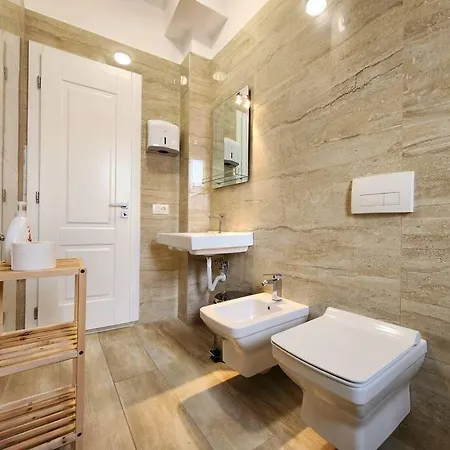 Toptani Deluxe Flat W 24h Check In Διαμέρισμα Τίρανα
