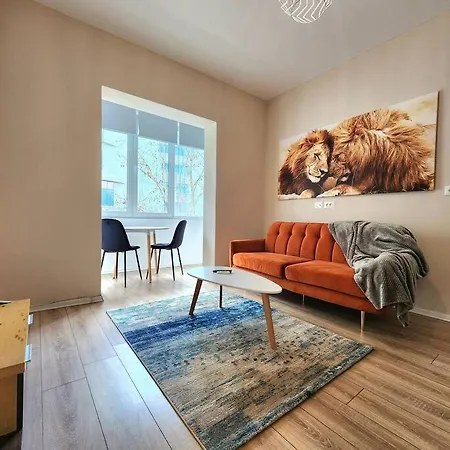 Toptani Deluxe Flat W 24h Check In * Τίρανα